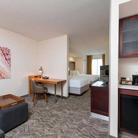 Springhill Suites Grand Rapids North Walker Exterior photo