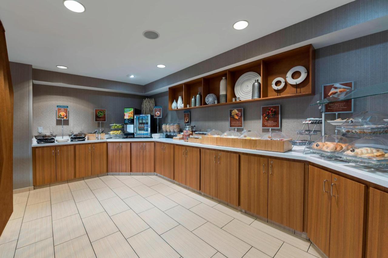 Springhill Suites Grand Rapids North Walker Exterior photo