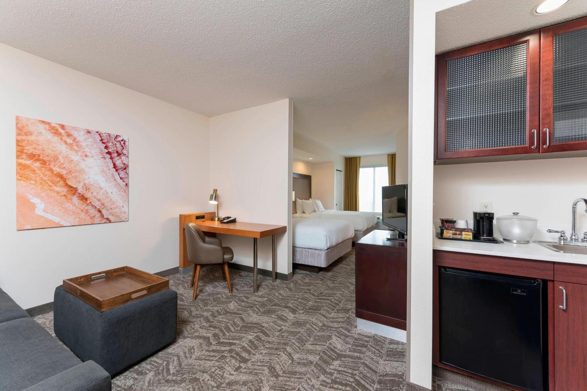 Springhill Suites Grand Rapids North Walker Exterior photo