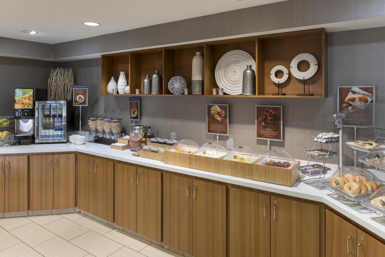 Springhill Suites Grand Rapids North Walker Exterior photo