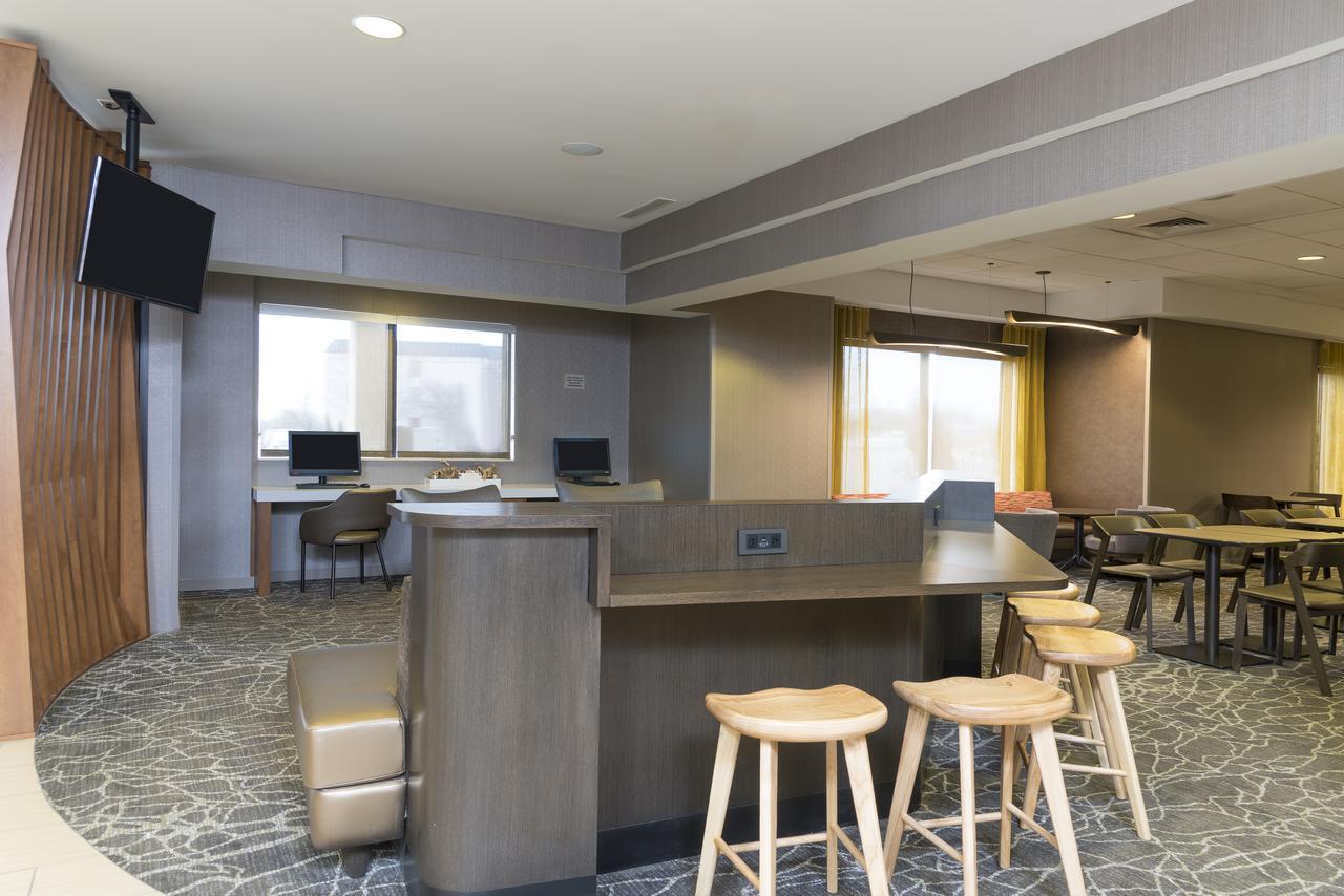Springhill Suites Grand Rapids North Walker Exterior photo