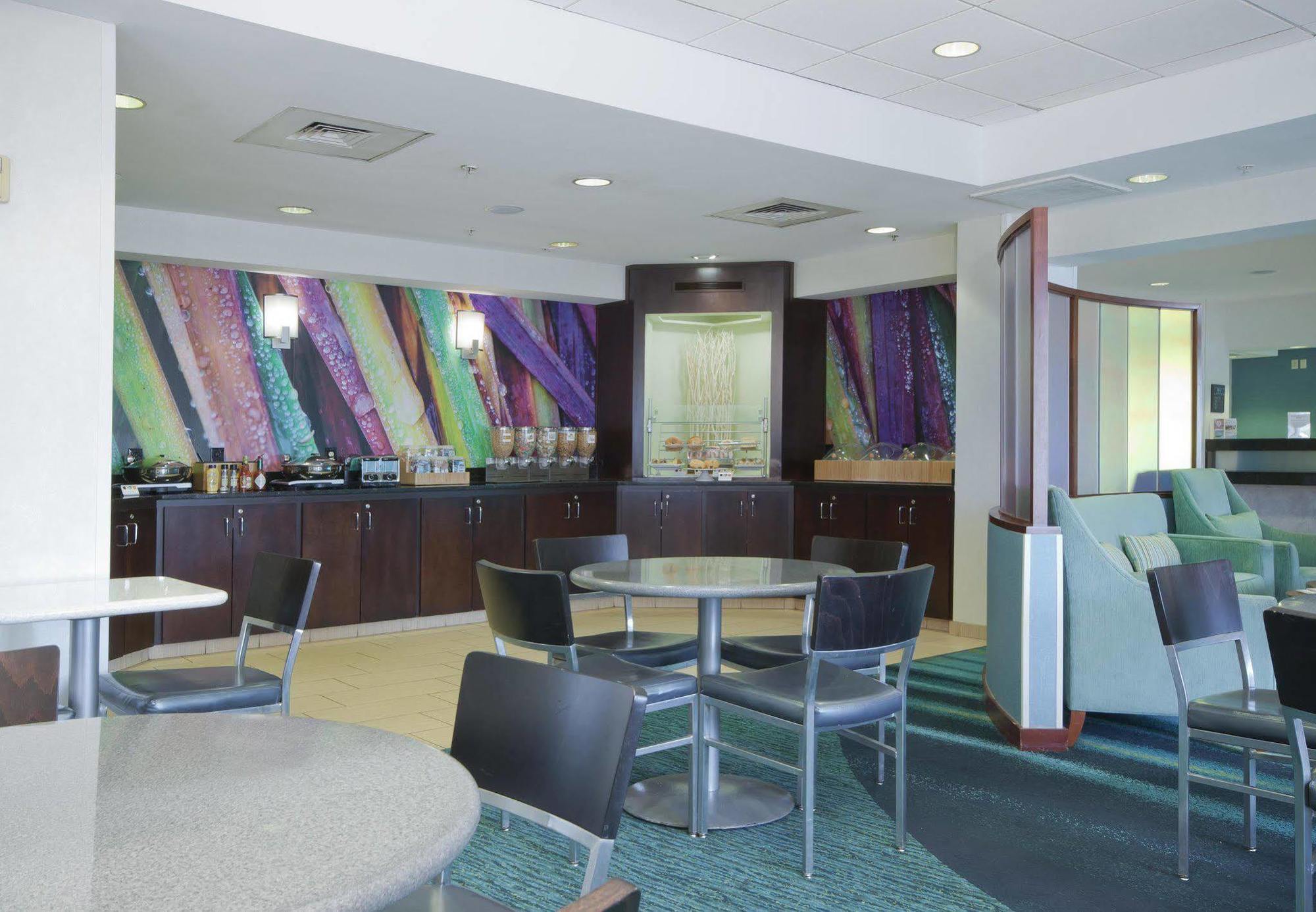 Springhill Suites Grand Rapids North Walker Exterior photo