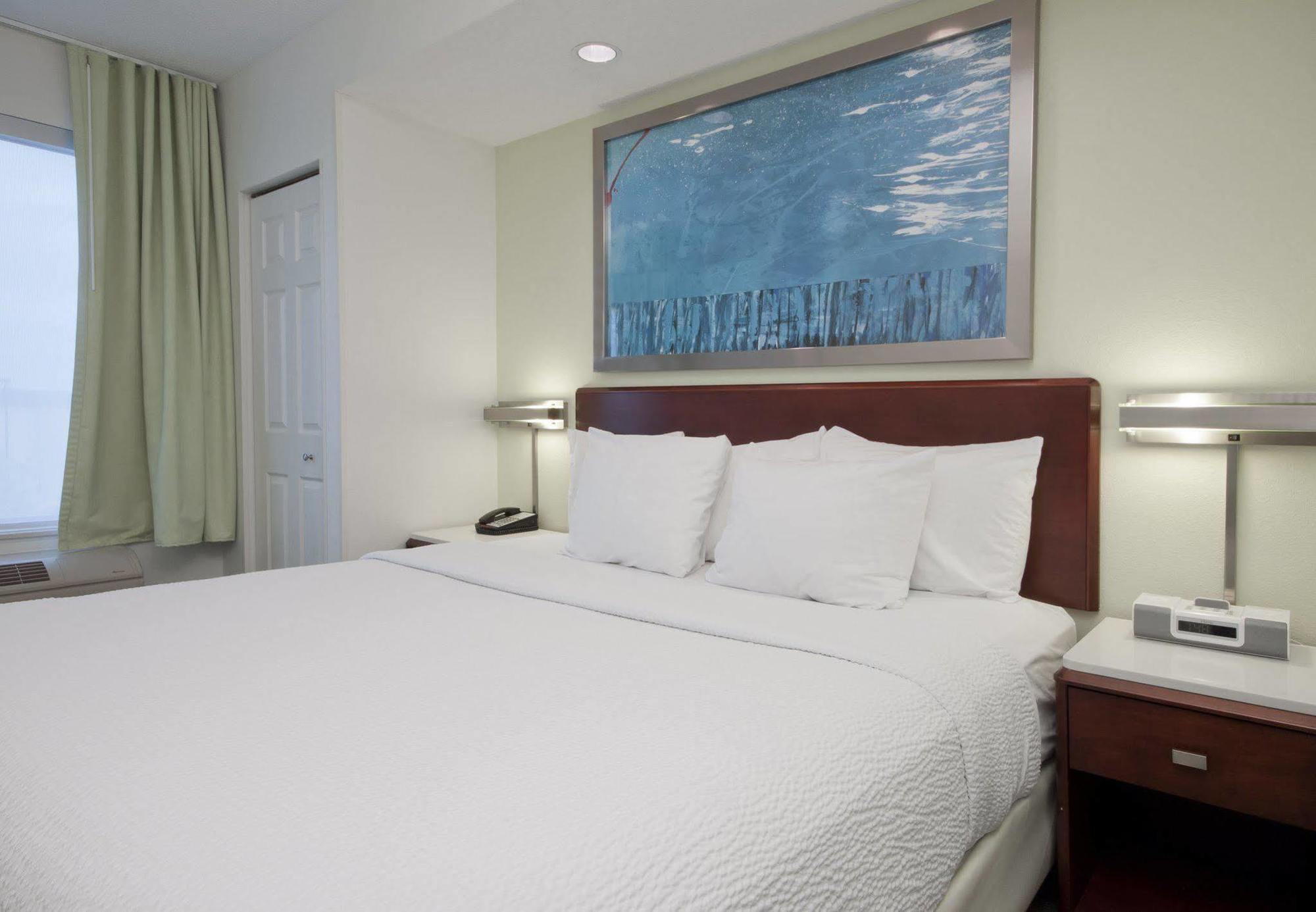 Springhill Suites Grand Rapids North Walker Exterior photo